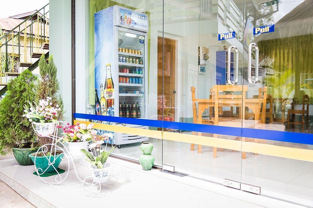 Hotel Lily The Home Хсипау Екстериор снимка