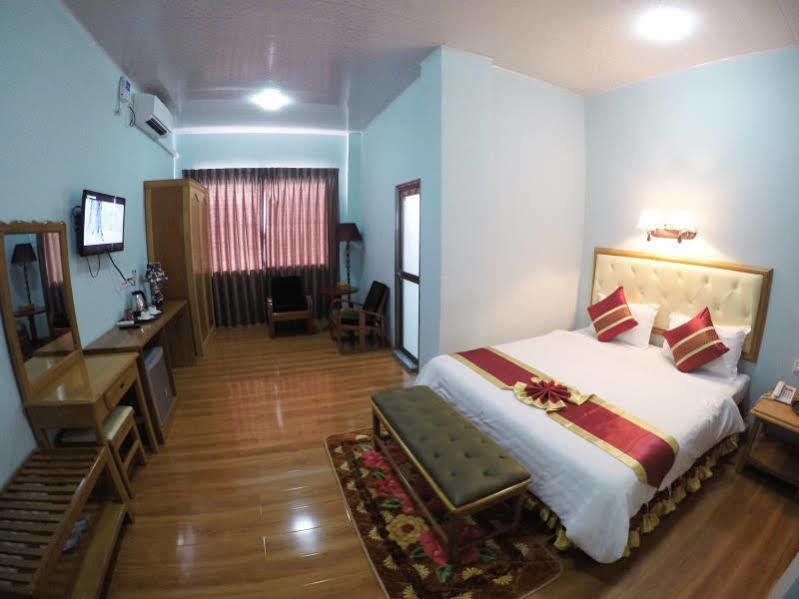 Hotel Lily The Home Хсипау Екстериор снимка