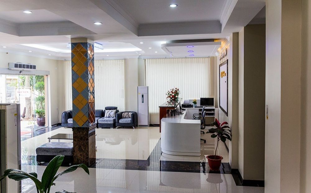 Hotel Lily The Home Хсипау Екстериор снимка